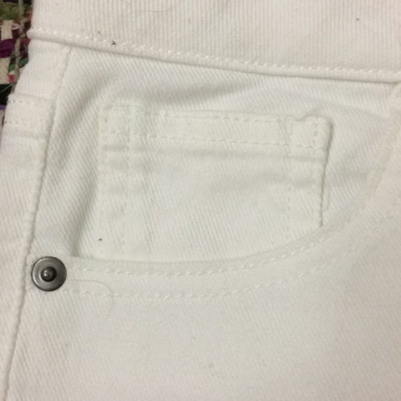 Denim Shorts 14-16 Juniors (2-4 women) - Picture 4 of 5